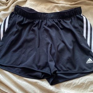Adidas Shorts | Size: M